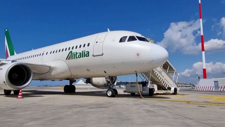 Bruxelles: l'Italia recuperi da Alitalia 400 milioni di aiuti