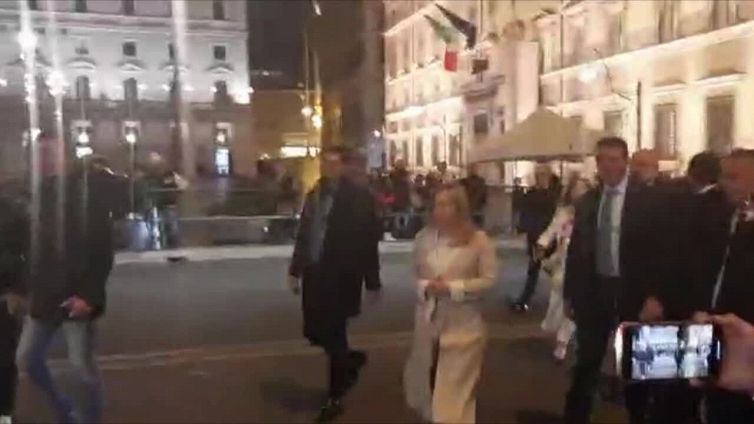 Divieto ai cibi sintetici, Meloni festeggia con la Coldiretti