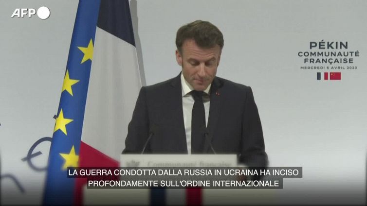 Macron: "La Cina puo' avere un ruolo primario per la pace"