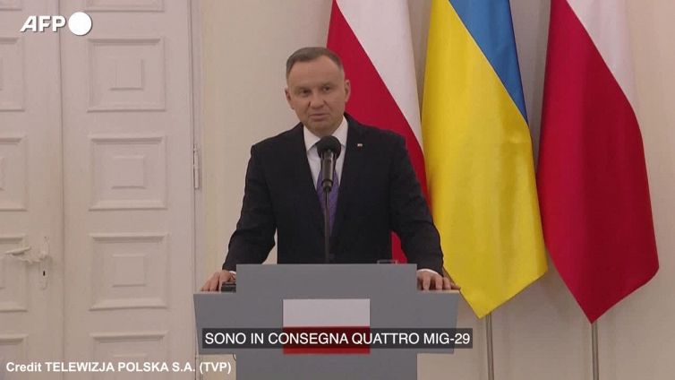 Duda: "Gia' inviati otto Mig-29 a Kiev, ne manderemo altri sei"