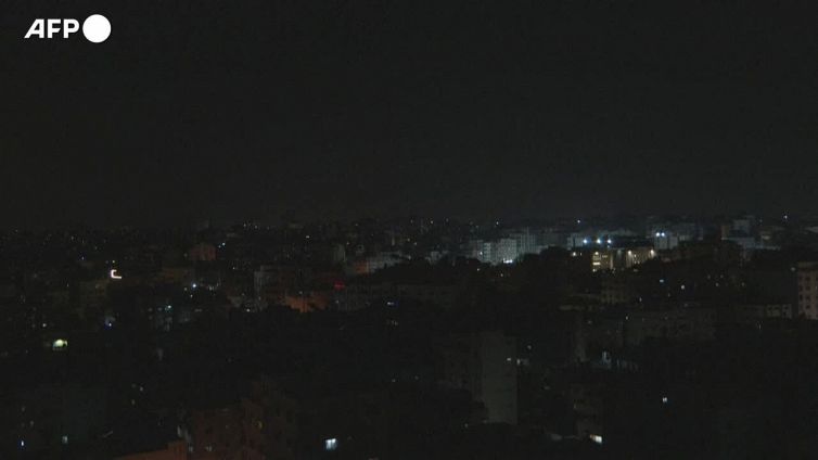 Il bombardamento dell'aviazione israeliana sulla Striscia di Gaza