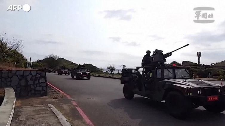 Taiwan: "Forze di difesa aerea in massima allerta"