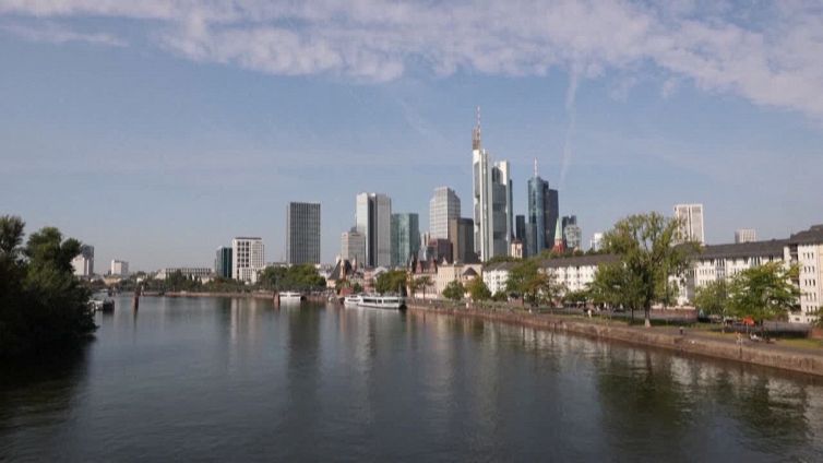 Bankitalia, il rialzo dei tassi rallenta i prestiti