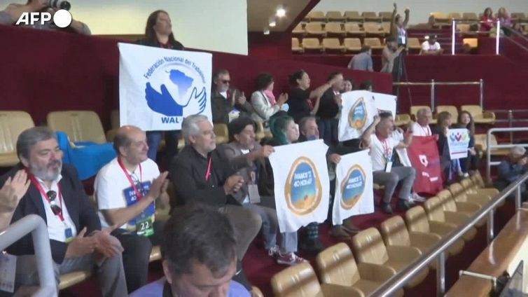 Cile, approvata la riforma sulle 40 ore lavorative