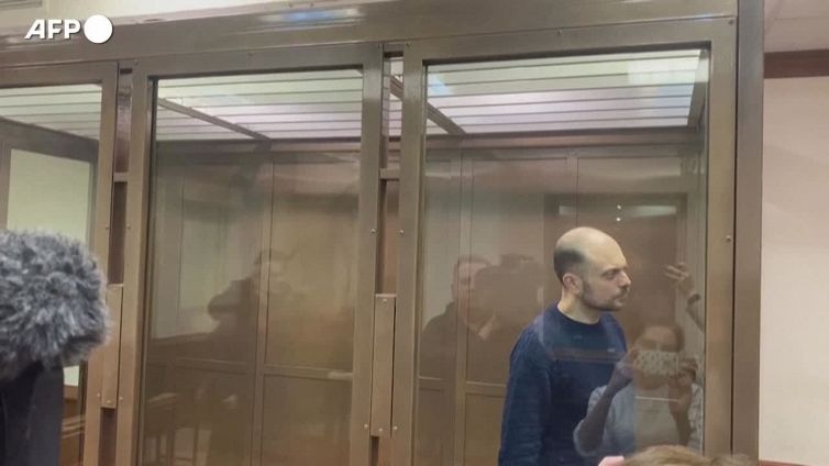 Critico' la guerra, 25 anni al dissidente russo Kara-Murza