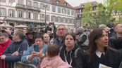 Macron in Alsazia, contestato e fischiato dalla folla