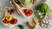Come smettere di buttare cibo in 10 mosse: la guida anti-spreco