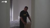 In Albania un Corano in miniatura grande quanto un francobollo