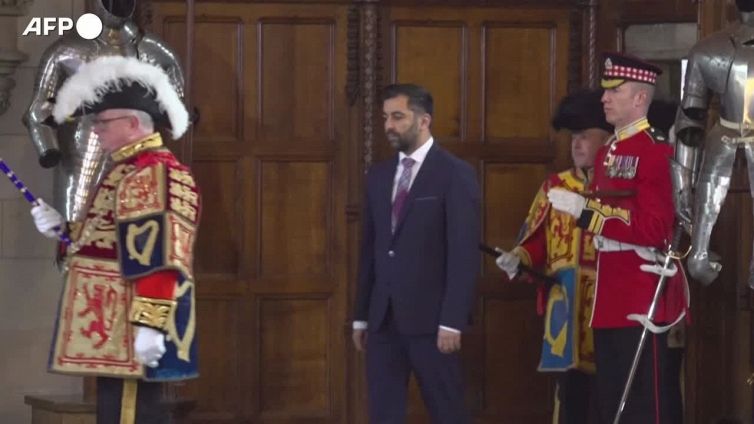 La Pietra del destino lascia Edimburgo per l'incoronazione di Carlo III