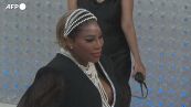 Serena Williams di nuovo incinta: il pancione mostrato al Met Gala