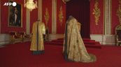 Carlo III, gli abiti dell'incoronazione presentati a Buckingham Palace