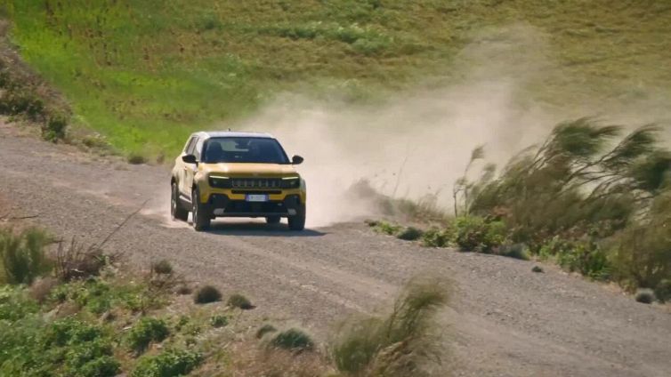 Jeep Avenger debutta nel mercato italiano
