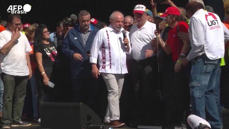 Il Primo maggio di Lula, giu' le tasse ai piu' poveri e salario minimo piu' elevato