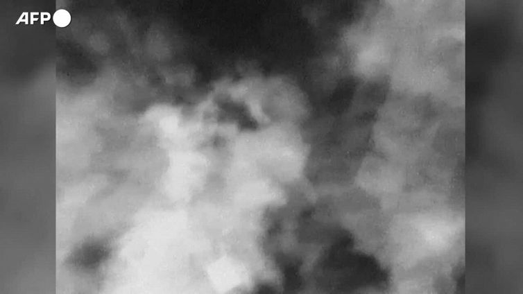 Esercito israeliano pubblica video dell'attacco aereo sulla Striscia di Gaza