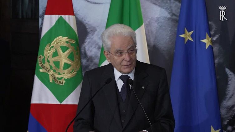 Terrorismo, Mattarella: "Ci fu anche complicita' di uomini dello Stato"