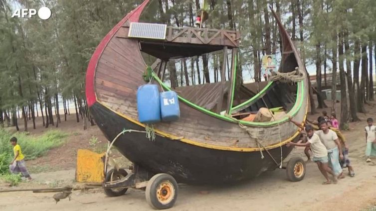 Bangladesh, il Paese si prepara all'arrivo del ciclone Mocha