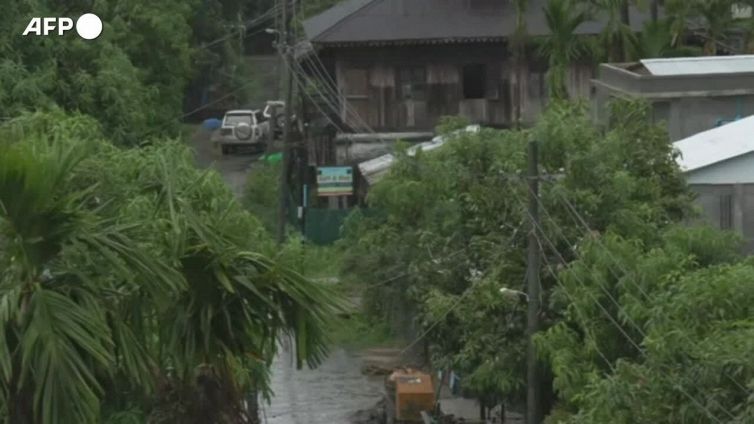 Vento e pioggia in Myanmar, si avvicina il ciclone tropicale Mocha
