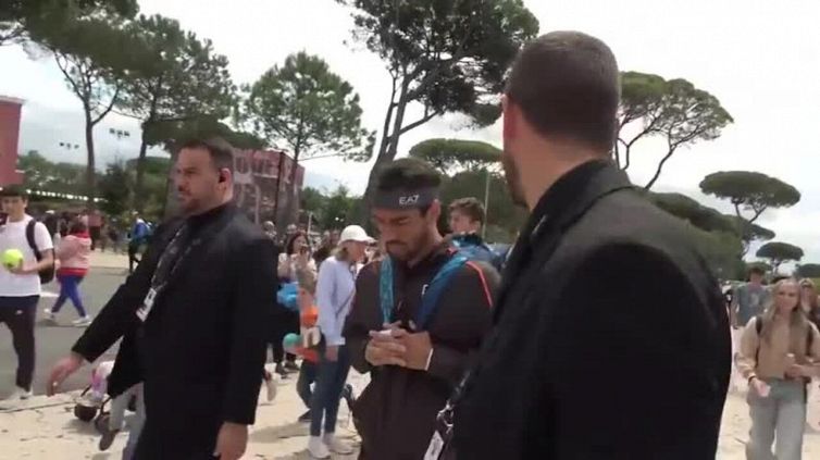 Internazionali, bagno di folla per Fognini al Foro