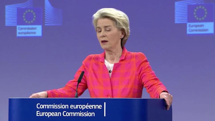 Cina, Von der Leyen: "Ridurre dipendenze ma collaborare per il clima"