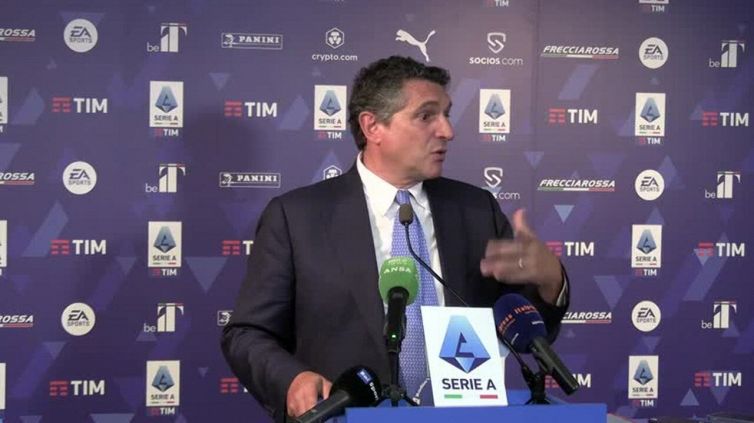 Serie A, De Siervo: "Abbiamo classe arbitrale fra le migliori al mondo"