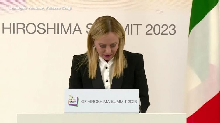 Maltempo, Meloni: "La mia coscienza mi impone di tornare"