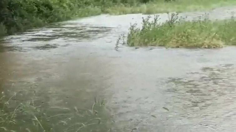 Maltempo, case allagate a Dorgali: cancellata Cala Luna