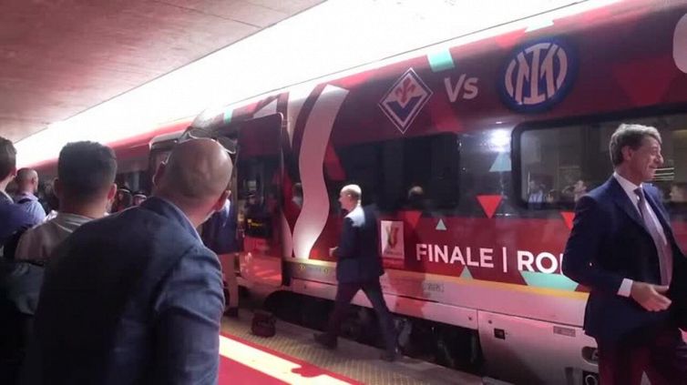 Coppa Italia, l'arrivo del trofeo sul Frecciarossa