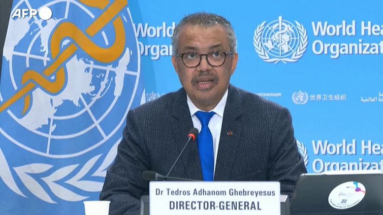 Covid in Cina, attesi 65 milioni di casi a settimana