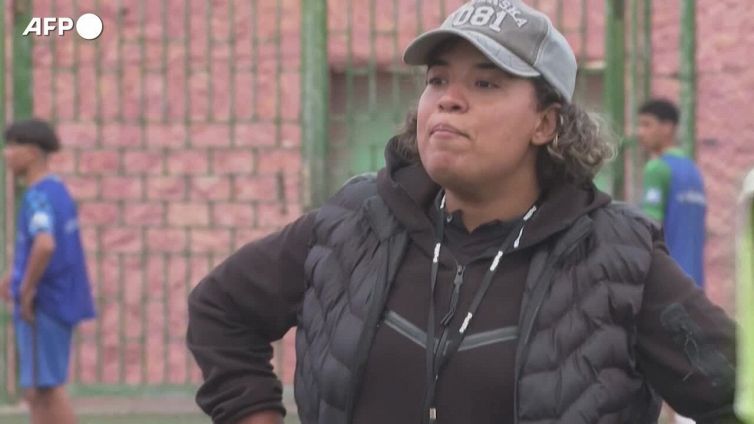 Hasna Doumi prima allenatrice nel calcio maschile in Marocco