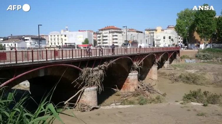 "Attenzione alle acque alluvionali contaminate"