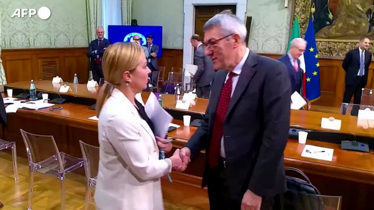 Prezzi e pensioni. L'offerta di Meloni ai sindacati