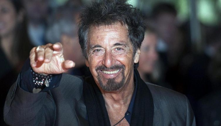 Al Pacino padre a 83 anni: aspetta il quarto figlio da Noor Alfallah