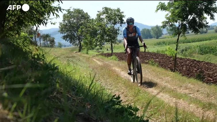 Turismo in bici vale 7,4 miliardi, Italia ora investe