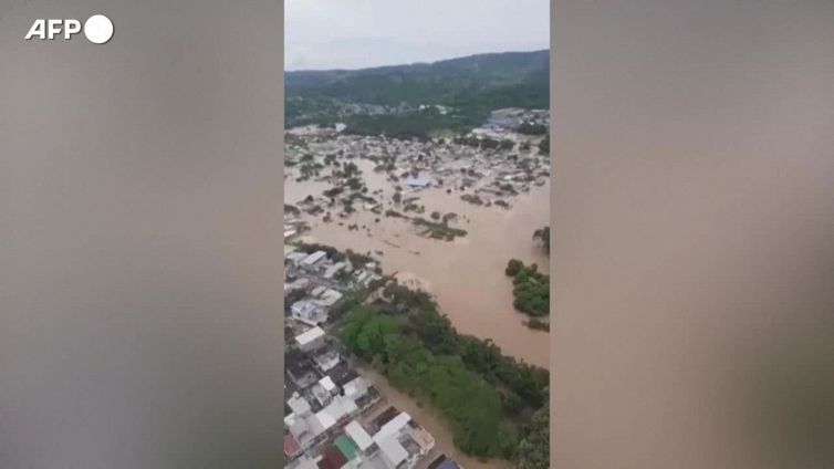 Alluvione in Ecuador, almeno 500 evacuati nella provincia di Esmeraldas