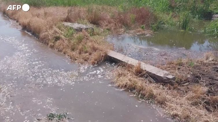 Ucraina, allagamenti a Kherson dopo il bombardamento della diga di Nova Kakhovka
