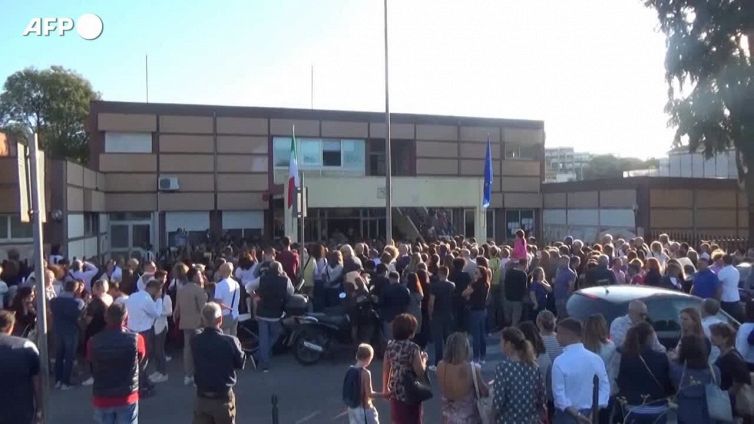 Le violenze sui prof, entro luglio in Aula un ddl
