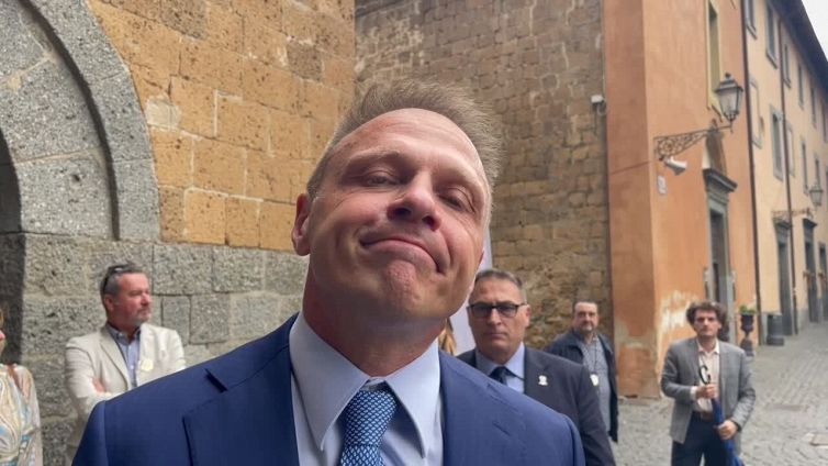 Lollobrigida; "Vino gioiello del nostro sistema agroalimentare"