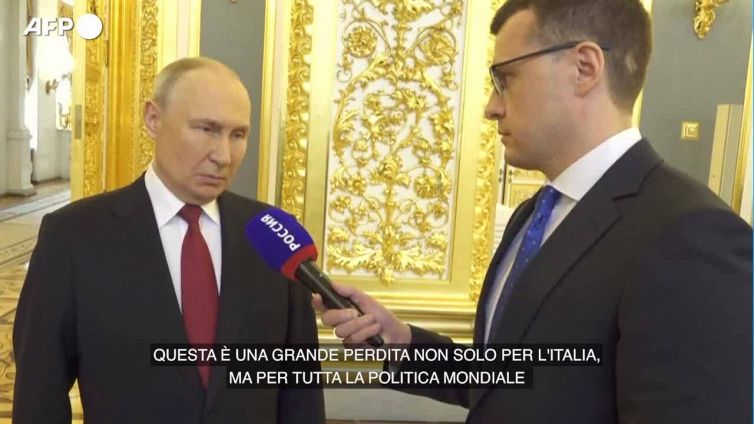 Berlusconi, Putin: "Grande perdita per la politica mondiale"