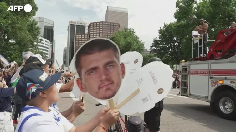 Nba, i Denver Nuggets festeggiano il primo titolo della loro storia