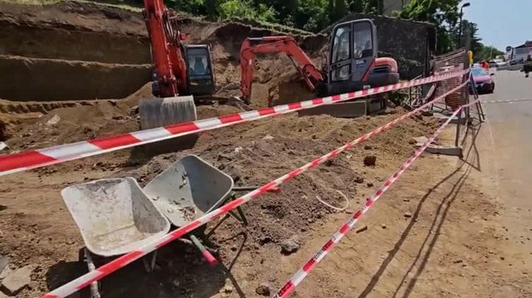 Crolla costone su un ristorante nel Viterbese, un morto e un ferito a Montefiascone