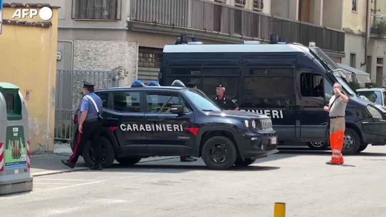 Nuova maxi ispezione all'ex hotel per cercare Kata