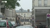 Incendio a Parigi, si cerca una persona dispersa tra le macerie del palazzo crollato