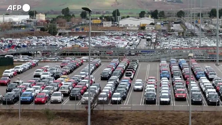 Il mercato auto recupera in Europa, boom elettriche