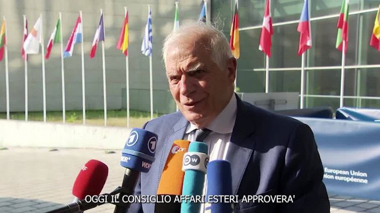 Russia, Borrell: "Seguiamo quanto sta accadendo e continua il nostro supporto all'Ucraina"