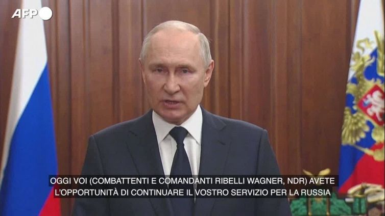 Putin: "Miliziani Wagner nell'esercito o vadano a Minsk"