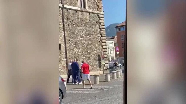 Terni, lite tra il sindaco Bandecchi e l'addetto stampa della giunta comunale