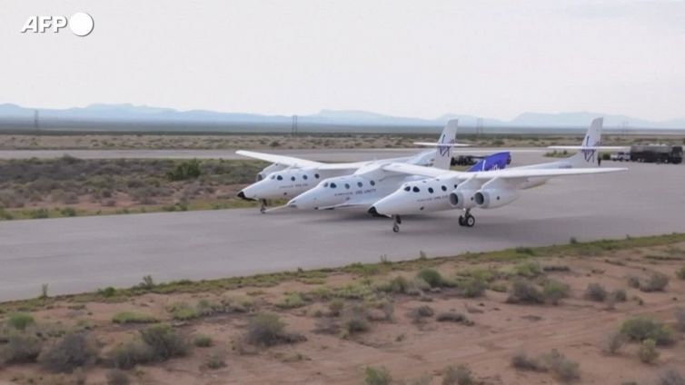Lanciata la navetta Virgin Galactic, con quattro italiani a bordo