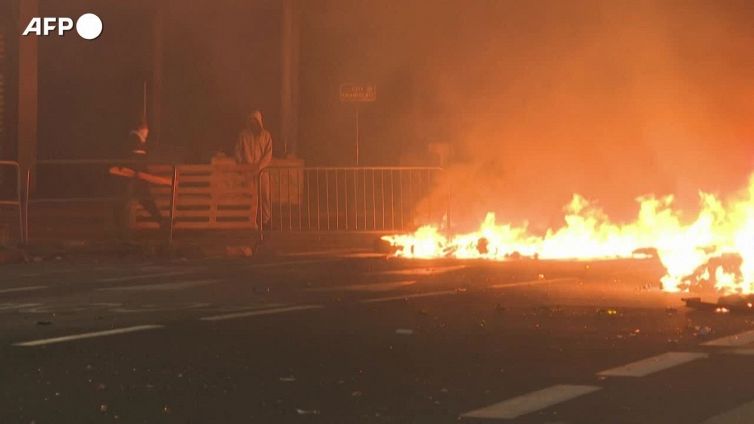 Notte di scontri in Francia, tensione anche a Bordeaux