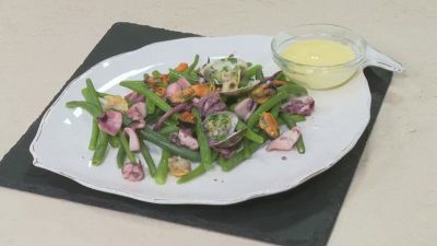 Insalata di mare con fagiolini e maionese