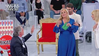 Elio: ''Provaci e io... ti denuncio''